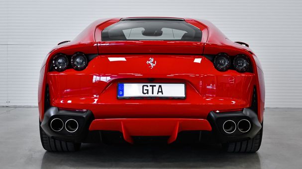 Ferrari 812 Superfast 588 kW image number 2