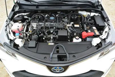 Car image 12