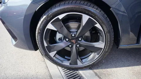 Car image 36