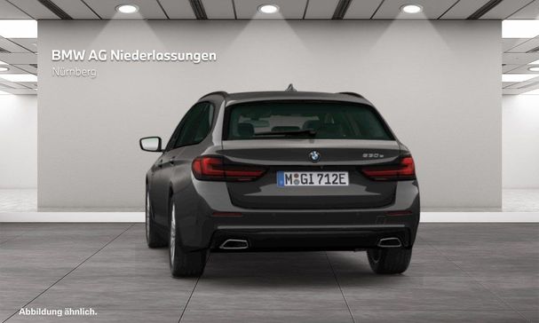 BMW 530 Touring 215 kW image number 9