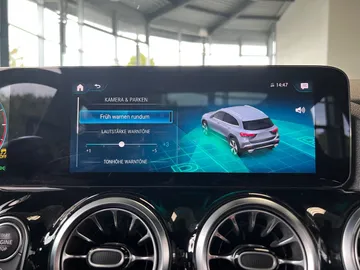 Car image 28