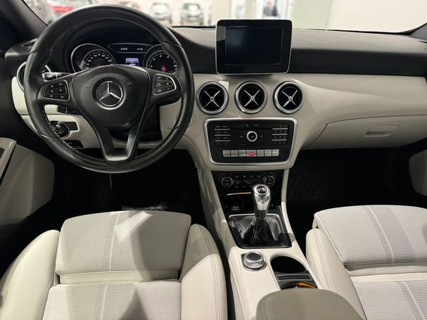 Mercedes-Benz A 180 91 kW image number 4