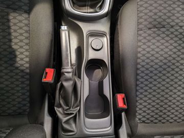 Car image 31