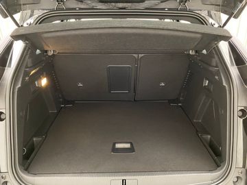 Car image 37