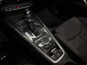 Car image 31