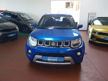 Car image 3