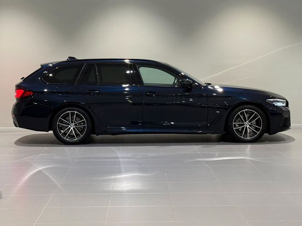 BMW 520d Touring xDrive 140 kW image number 3