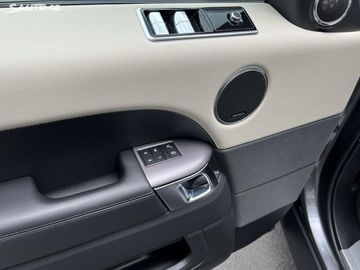 Car image 41