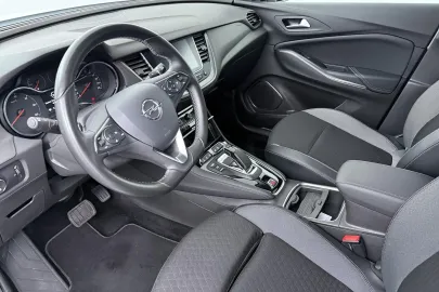 Car image 49