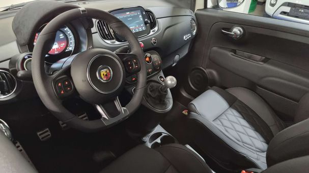 Abarth 595 Turismo 1.4 T-Jet 165 121 kW image number 11