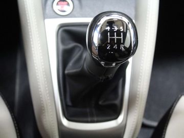 Car image 24