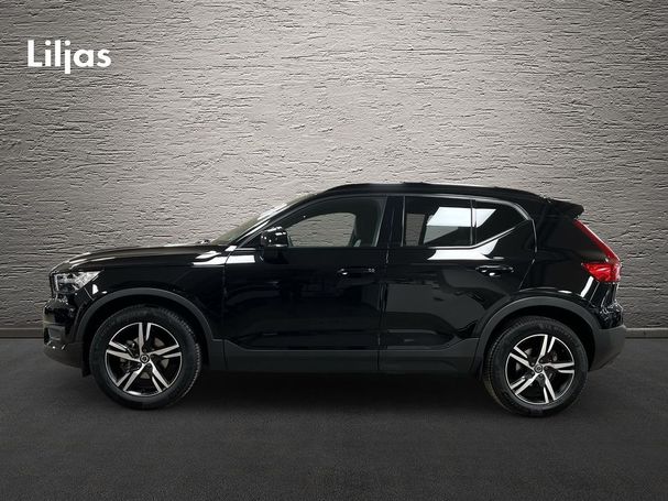 Volvo XC40 T2 95 kW image number 3