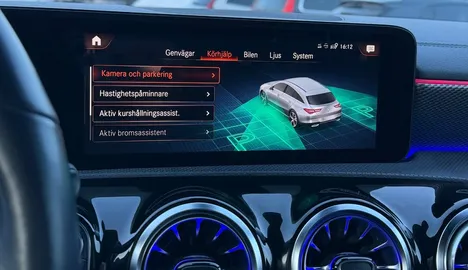 Car image 13