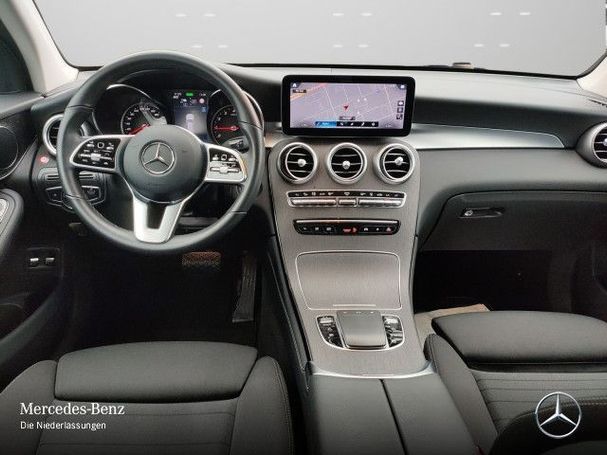 Mercedes-Benz GLC 300 e 235 kW image number 11