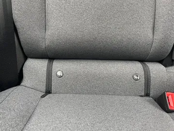 Car image 47