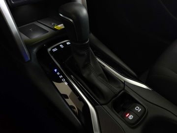 Car image 22