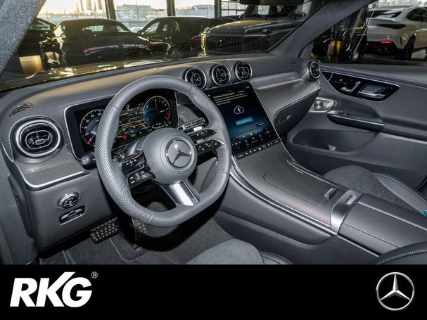 Mercedes-Benz GLC 300 de AMG 245 kW image number 16