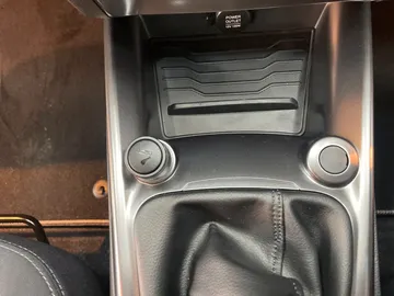 Car image 46