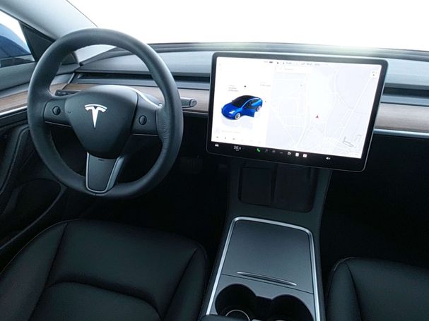 Tesla Model 3 208 kW image number 14