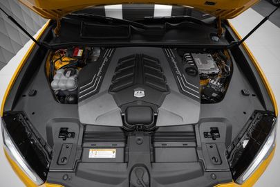 Car image 30
