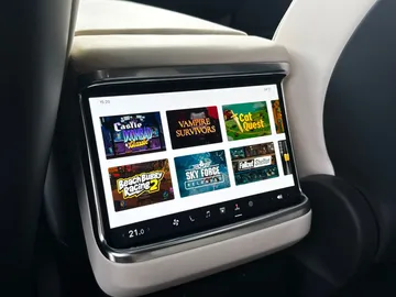 Car image 40