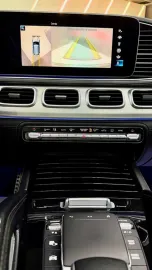 Car image 40
