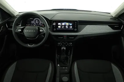 Car image 30