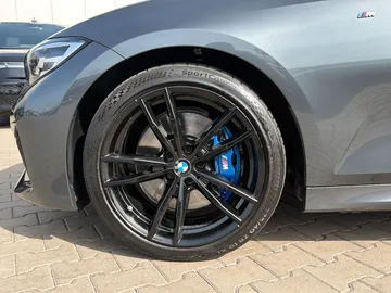 Car image 31