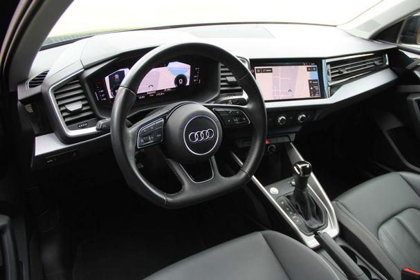 Audi A1 30 TFSI S-line Sportback 85 kW image number 6