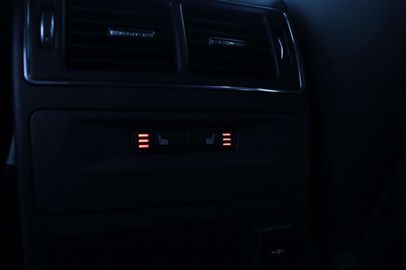 Car image 48