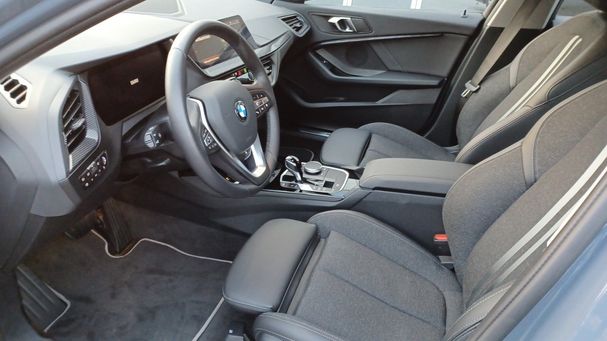 BMW 120d xDrive Sport Line 140 kW image number 7