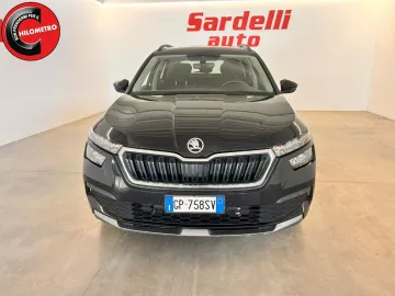 Car image 3