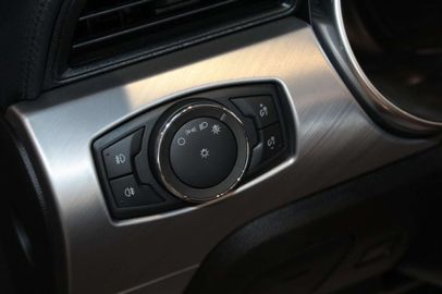 Car image 36