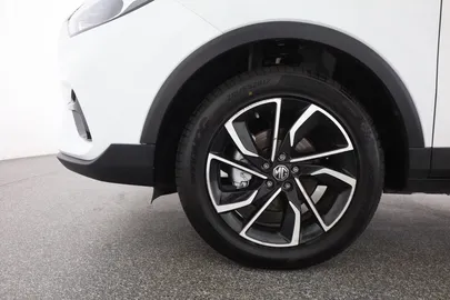 Car image 31