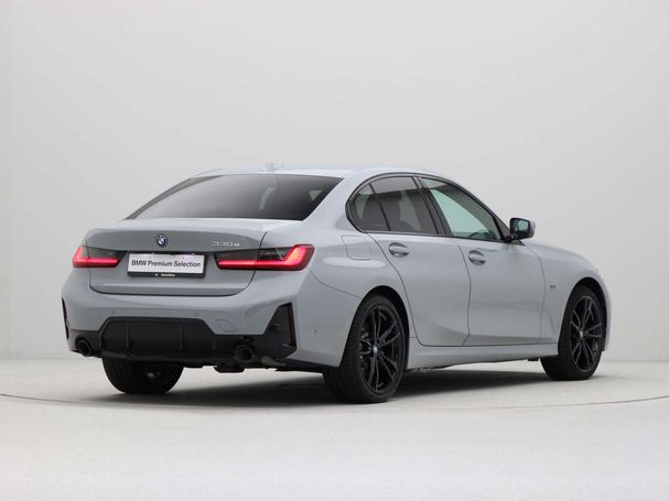 BMW 330e 215 kW image number 9