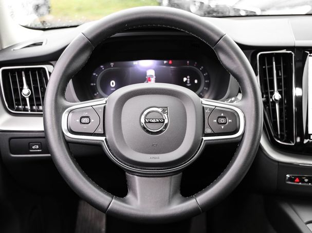 Volvo XC60 B4 Core 145 kW image number 6