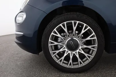Car image 30