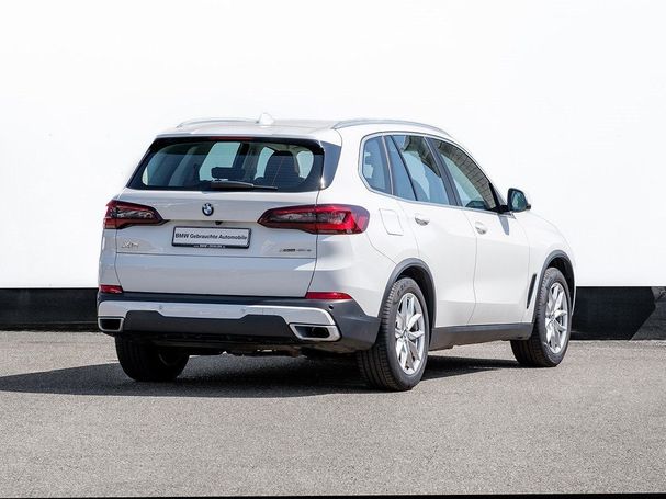 BMW X5 45e xDrive 290 kW image number 3