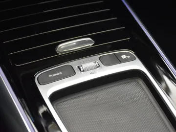 Car image 45
