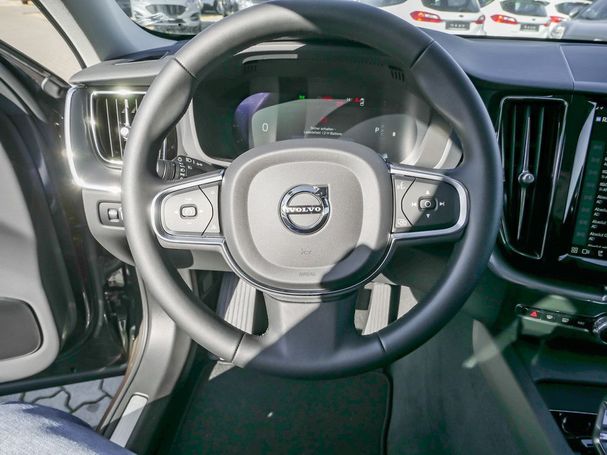 Volvo XC60 B4 Momentum 145 kW image number 16