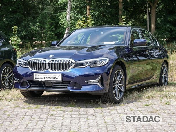 BMW 330 e Luxury Line 215 kW image number 1