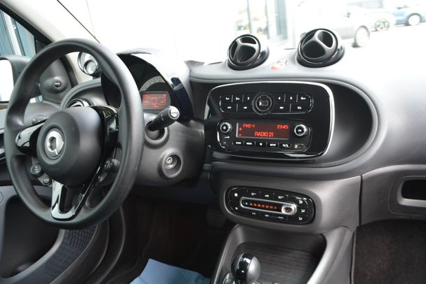 Smart ForTwo coupe EQ 60 kW image number 9