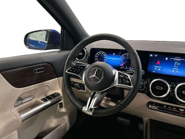 Mercedes-Benz GLA 180 d 85 kW image number 11