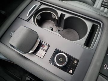 Car image 36