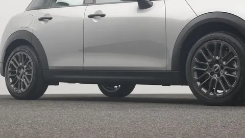 Car image 22