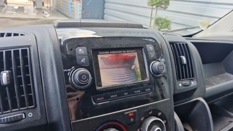 Car image 24
