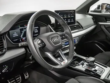 Car image 28