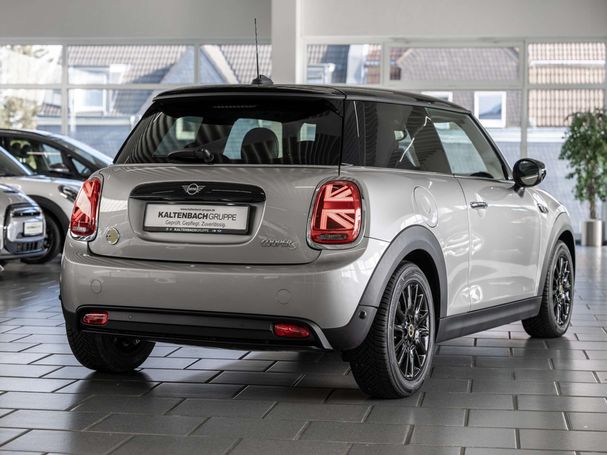 Mini Cooper SE Classic Trim 135 kW image number 2