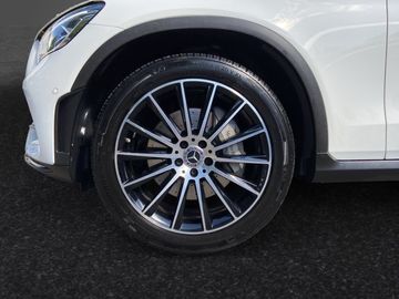 Car image 38