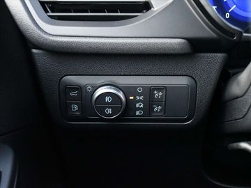 Car image 35